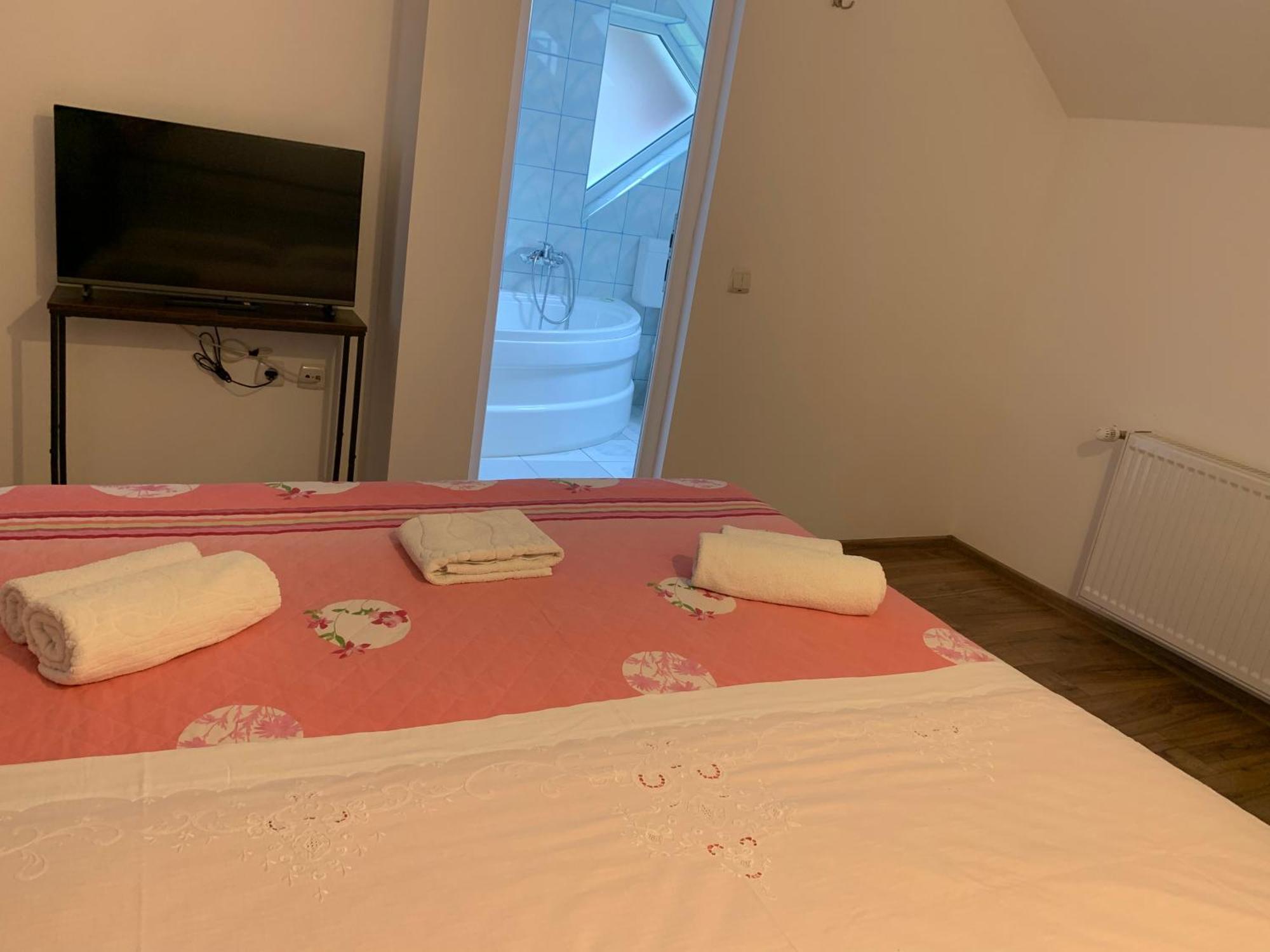 Relax88 Hotell Bran  Exteriör bild